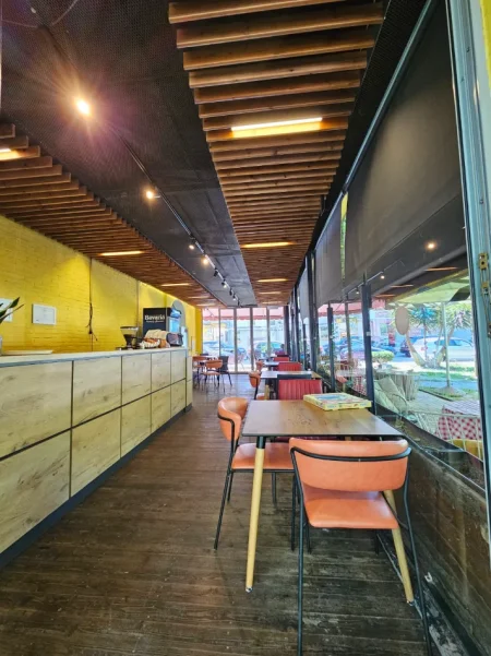 Tirane, shitet lokal Kati 0, 150 m² (Bulevardi Gjergj Fishta)