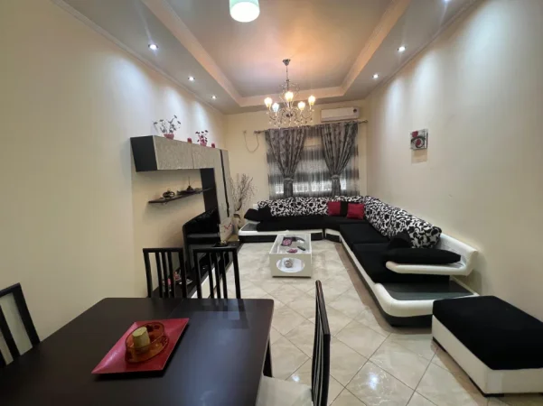 Tirane, shitet apartament 2+1 Kati 2, 100 m² 140.000 € (rruga muhamed deliu)