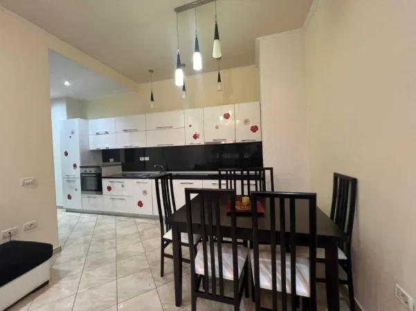 Tirane, shitet apartament 2+1 Kati 2, 100 m² 140.000 € (rruga muhamed deliu)