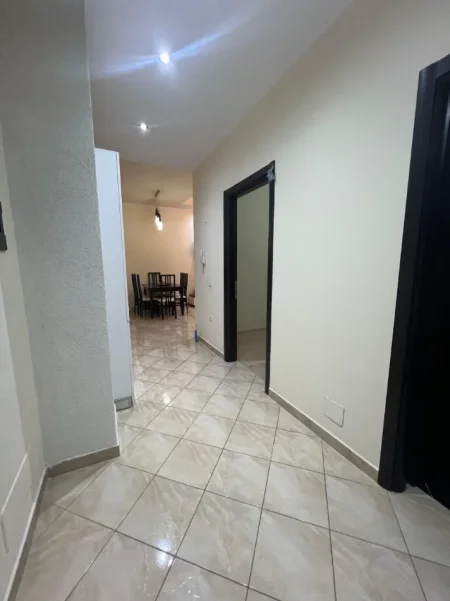 Tirane, shitet apartament 2+1 Kati 2, 100 m² 140.000 € (rruga muhamed deliu)