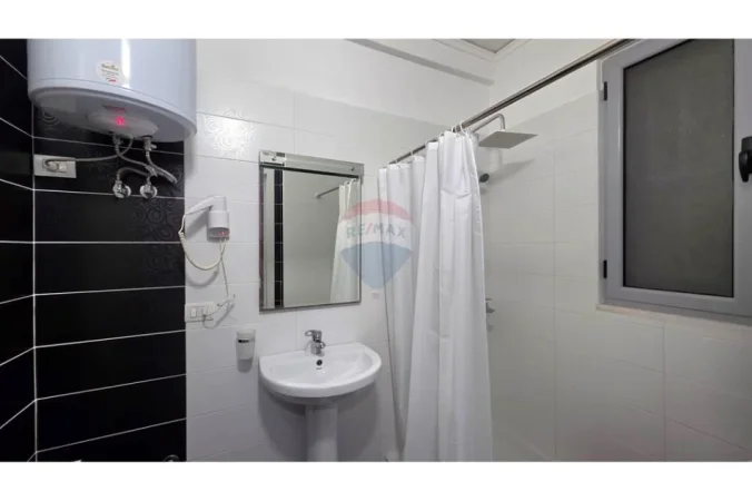 Vlore, shitet apartament 1+1 Kati 2, 60 m² 130.000 € (Rruga Dhimitër Konomi, Vlore)