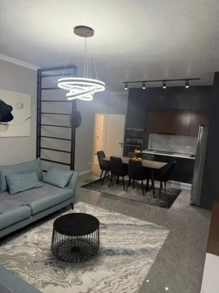 Tirane, jepet me qera apartament 2+1+2 Kati 3, 120 m² 700 € (PRANE TEG)