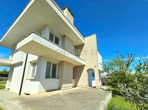 Tirane, shes Vile 3 Katshe Kati 3, 486 m² 650.000 € 
