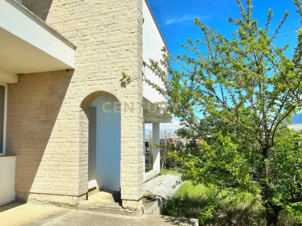 Tirane, shes Vile 3 Katshe Kati 3, 486 m² 650.000 € 