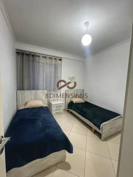 Tirane, jepet me qera apartament 2+1 Kati 1, 90 m² 550 € (qendra kristal)