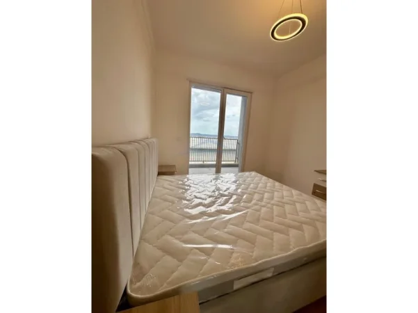 Tirane, jepet me qera apartament 2+1 Kati 4, 95 m² 500 € (QTU)