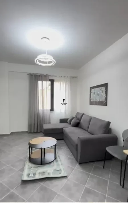 Tirane, jepet me qera apartament 2+1+Ballkon Kati 1, 92 m² 750 € (JORDAN MISJA)