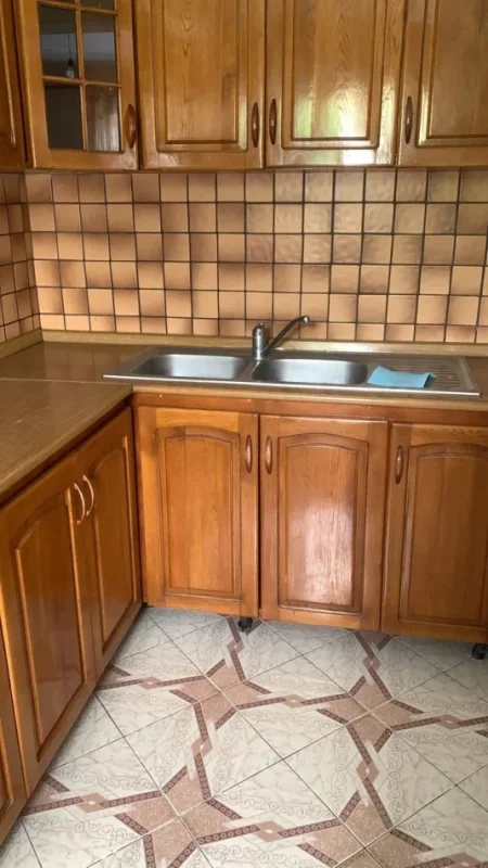 Tirane, jepet me qera apartament 2+1 Kati 3, 80 m² 420 € (Afer Kompleksit Grand Ali Demi)