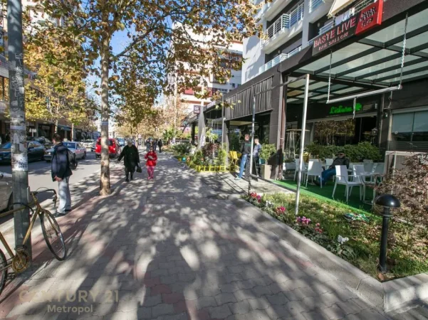 Tirane, shitet ambjent biznesi Kati -1, 59 m² 145.000 € (Don Bosco)