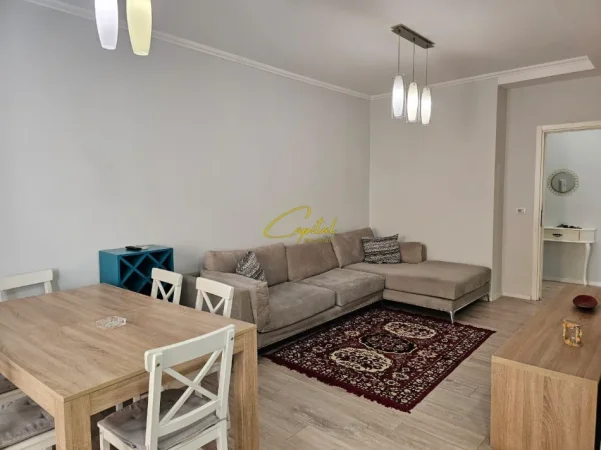 Tirane, jepet me qera apartament 2+1 Kati 3, 120 m² 800 € (LIQENI I THATE)