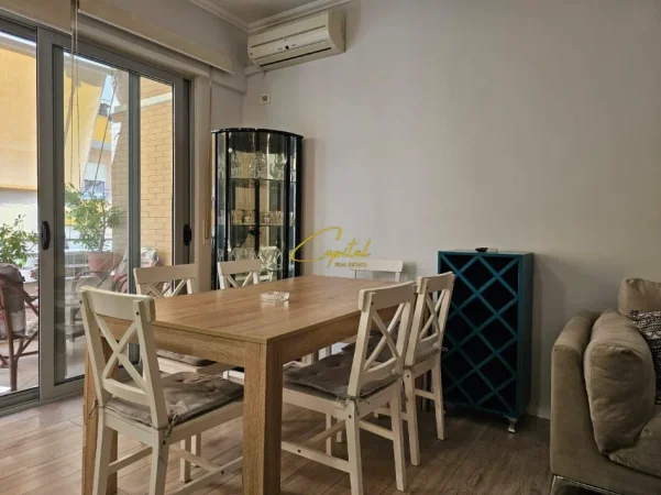Tirane, jepet me qera apartament 2+1 Kati 3, 120 m² 800 € (LIQENI I THATE)
