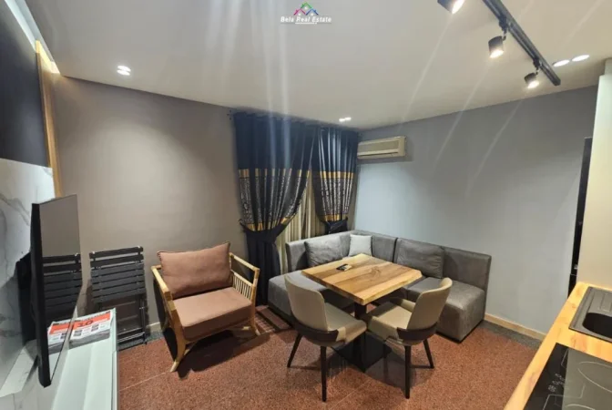 Tirane, jepet me qera apartament 1+1+Ballkon Kati 2, 57 m² 620 € (qender)