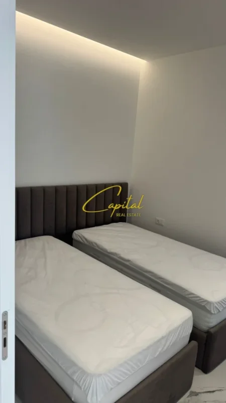 Tirane, jepet me qera apartament 1+1 Kati 1, 50 m² 500 € (5 MAJI)