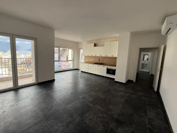 Tirane, jepet me qera zyre Kati 5, 120 m² 850 € (ZOGU I ZI)
