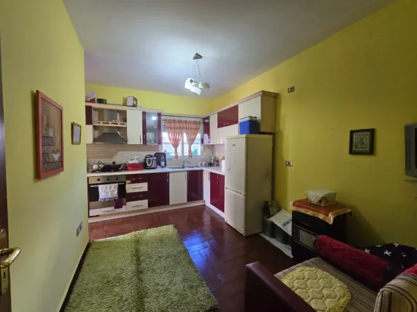 Tirane, shitet apartament 1+1 Kati 2, 82 m² 175.000 € (rruga don bosko)