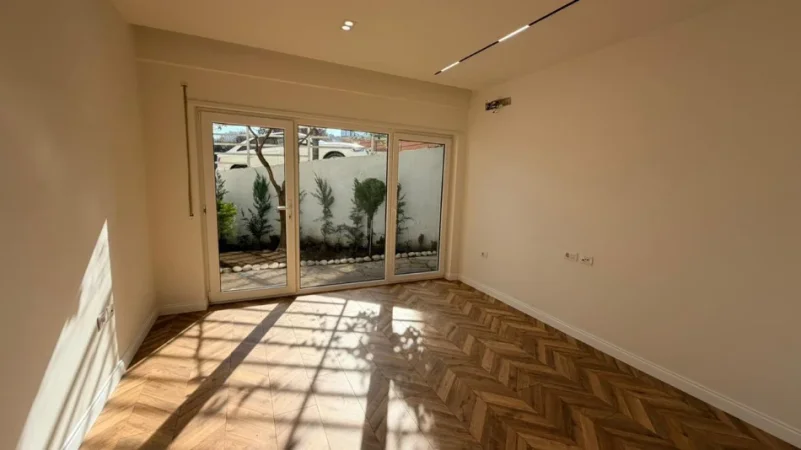 Tirane, shes apartament 1+1+Ballkon Kati 0, 70 m² 130.000 € (Rezidenca Kodra e Diellit 1)