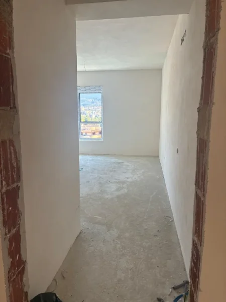 Tirane, shitet apartament 1+1 Kati 6, 60 m² 99.000 € (Ali Demi)