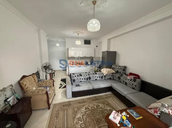 Tirane, shitet apartament 2+1+Aneks+Ballkon Kati 3, 105 m² 126.000 € (paskuqan)