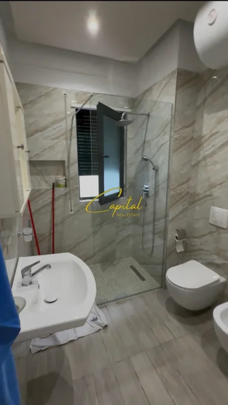 Tirane, jepet me qera apartament 1+1 Kati 3, 74 m² 500 € (ASTIR)