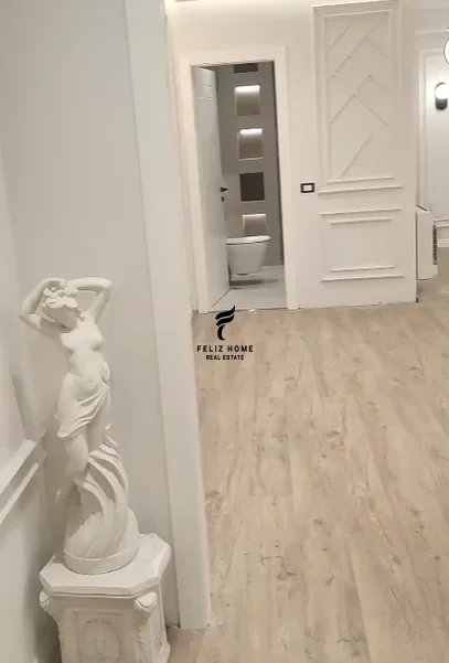 Tirane, shitet apartament 1+1 Kati 9, 70 m² 134.000 € (ASTIR)