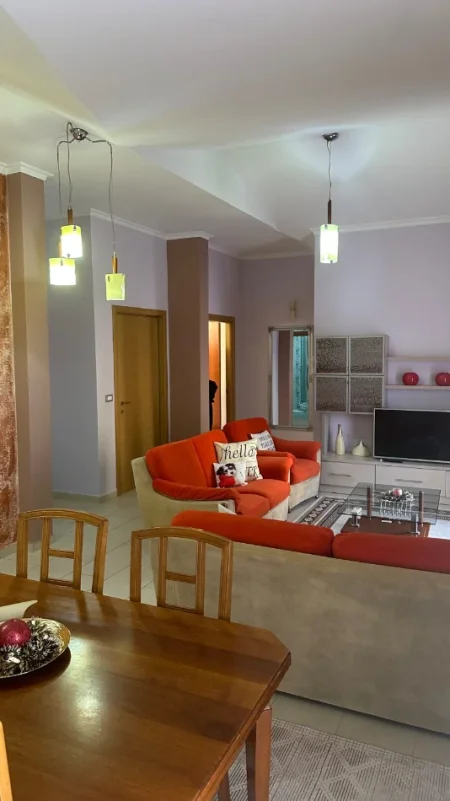 Tirane, jepet me qera apartament 3+1 Kati 2, 144 m² 850 € (Rruga "Prokop Mima")