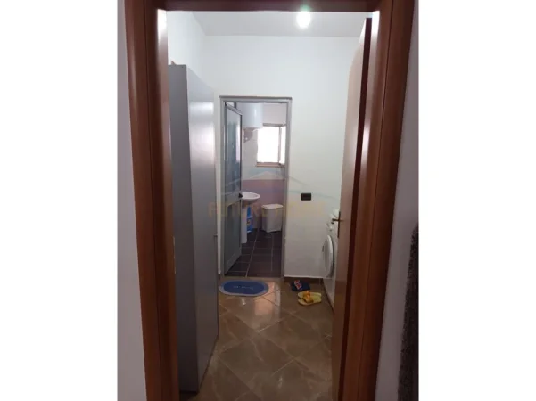 Tirane, shitet apartament 1+1 Kati 6, 89 m² 125.000 € (Unaza e Re)