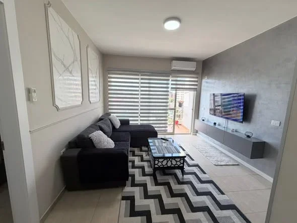 Tirane, shitet apartament 1+1 , 50 m² 118.000 € (fusha aviacionit)