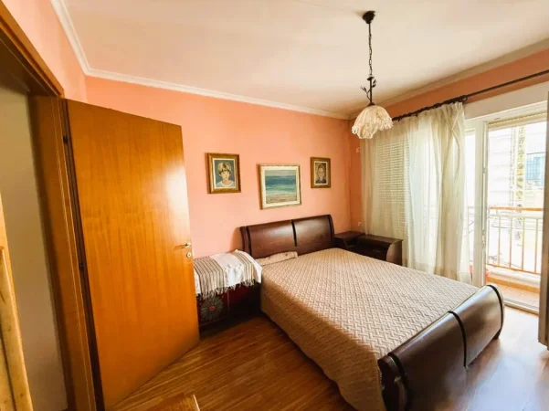 Tirane, shitet apartament 2+1+Aneks+Ballkon Kati 7, 111 m² 385.000 € 