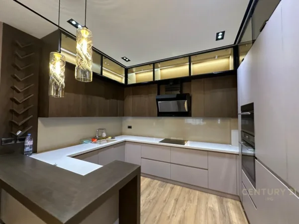 Tirane, shitet apartament 2+1+Aneks+Ballkon Kati 8, 140 m² 490.000 € (Kompleksi Delijorgji)