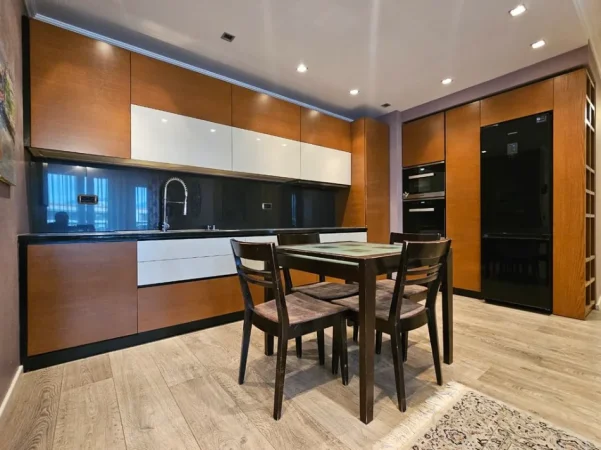 Shqiperi, shitet apartament 3+1+Aneks+Ballkon Kati 8, 140 m² 290.000 € 