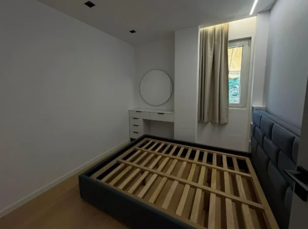 Tirane, shitet apartament 1+1+Ballkon , 55 m² 145.000 € 