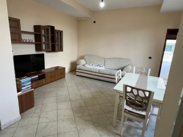 Tirane, jepet me qera apartament 2+1+parkim Kati 2, 100 m² 450 € (Kodra e Priftit)