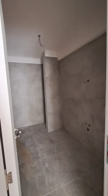 Tirane, shitet apartament 2+1 Kati 10, 121 m² 192.700 € (REZIDENCA TURDIU, FUSHA AVIACIONIT)