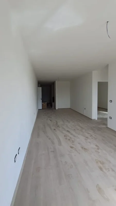 Tirane, shitet apartament 2+1 Kati 10, 121 m² 192.700 € (REZIDENCA TURDIU, FUSHA AVIACIONIT)