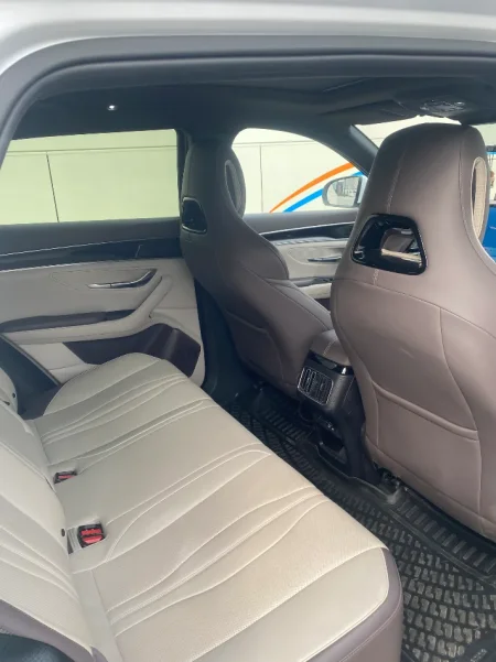 Tirane, shes makine elektrike Byd Song Plus Flagship Elektrike, e bardhë automatik Kondicioner 39.000 km 25.000 €