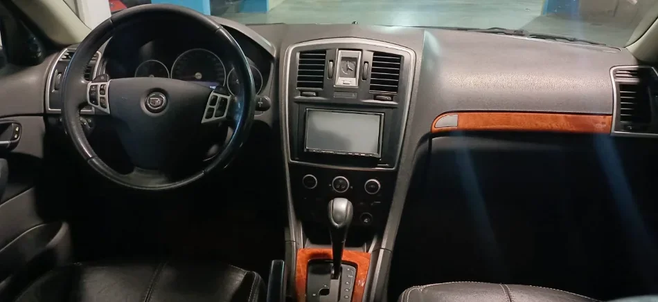 Tirane, Okazion - Shitet Cadillac BLS - Viti 2007 - 1.9 Nafte, e Zeze = 250.000 km, Cmimi 2.900 €