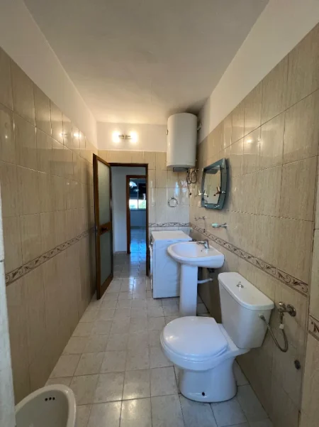 JO Agjensi Pa-komision Jepet me qera  apartament 2+1 Pazari i ri
