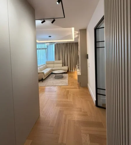 Tirane, jepet me qera apartament 1+1 Kati 6, 117 m² 2.300 € (LAEK VIEW REZIDENCE)