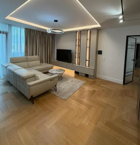 Tirane, jepet me qera apartament 1+1 Kati 6, 117 m² 2.300 € (LAEK VIEW REZIDENCE)