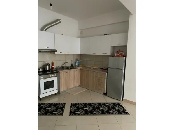 Tirane, shitet apartament 1+1+Ballkon Kati 0, 66 m² 88.000 € (Fresku)