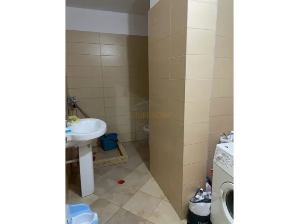 Tirane, shitet apartament 1+1+Ballkon Kati 0, 66 m² 88.000 € (Fresku)