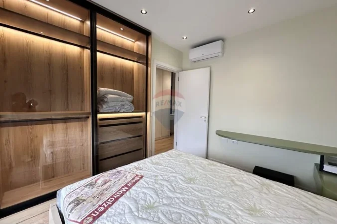 Tirane, jepet me qera apartament , 60 m² 700 € 
