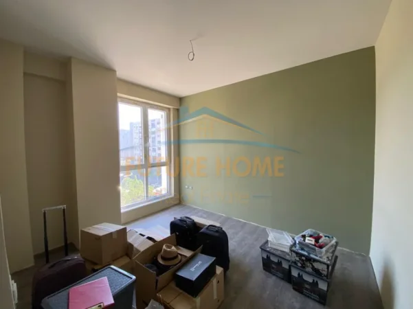 Tirane, shitet apartament 3+1+2+Ballkon Kati 4, 136 m² 418.000 € (Komuna e Parisit)