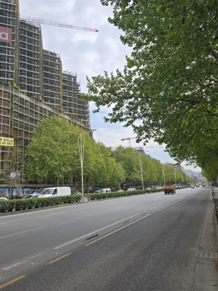 Tirane, shitet apartament 2+1+Ballkon Kati 6, 89 m² 165.000 € (Zogu i Zi)