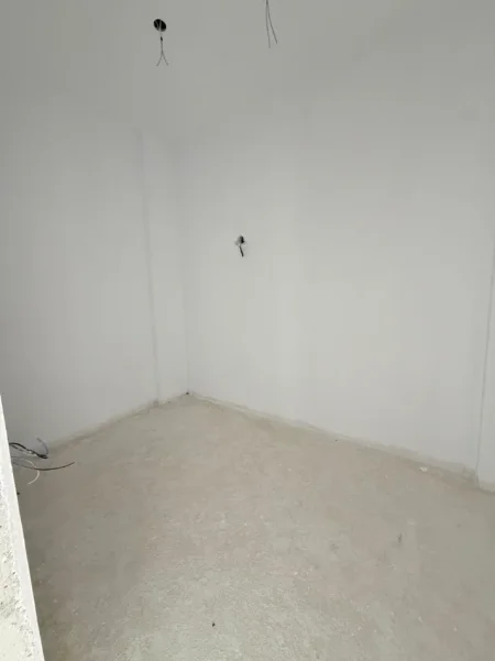 Tirane, shitet Vile 3+1+Ballkon , 334 m² 750.000 € (TEG)