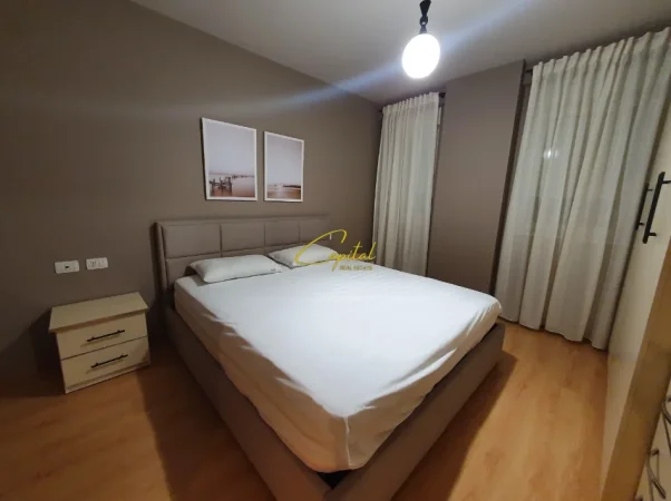 Tirane, jepet me qera apartament 1+1 Kati 2, 65 m² 550 € (21 DHJETORI)