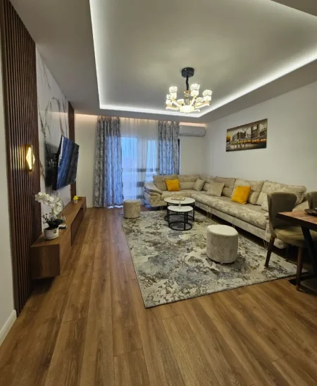 Tirane, shitet apartament 2+1+Ballkon , 116 m² 265.000 € 