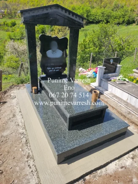 Tirane, ofroj Punime Qivuri Granit - Modele Varresh me kollona - Granit Hassan Green