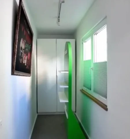 Tirane, jepet me qera ambjent biznesi Kati 1, 130 m² 1.500 € (RRUGA E DURRESIT)