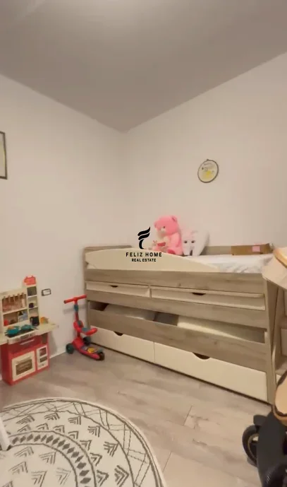 Tirane, shitet apartament 1+1 Kati 1, 83 m² 135.000 € (FRESKU)